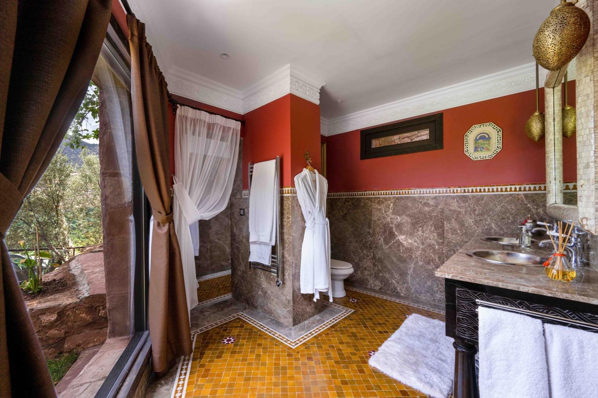 Kasbah Tamadot - Sir Richard Branson'S Moroccan Retreat Asni Exterior photo