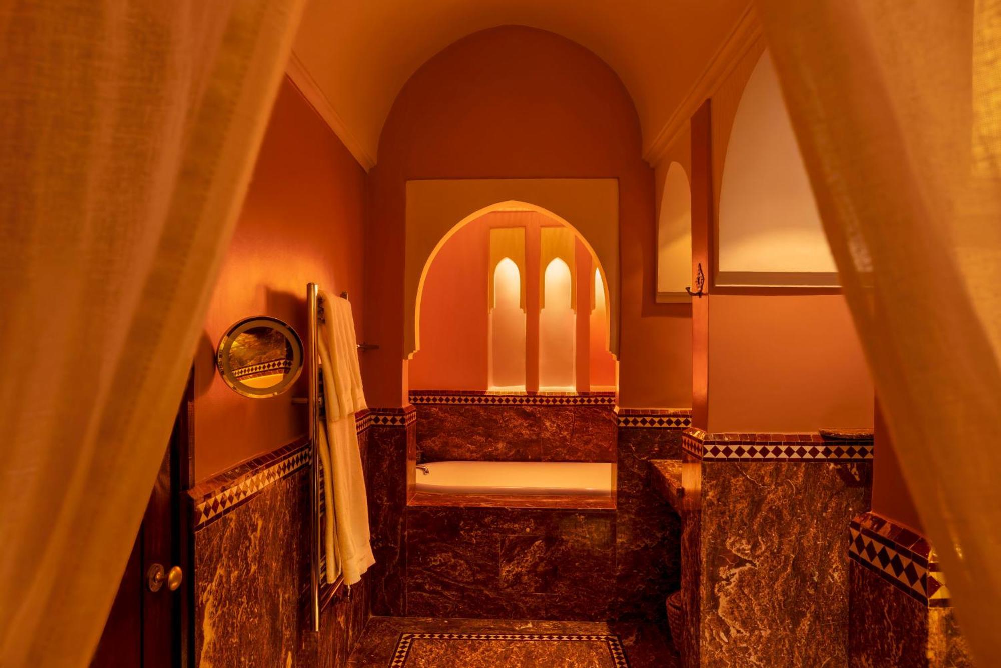 Kasbah Tamadot - Sir Richard Branson'S Moroccan Retreat Asni Exterior photo